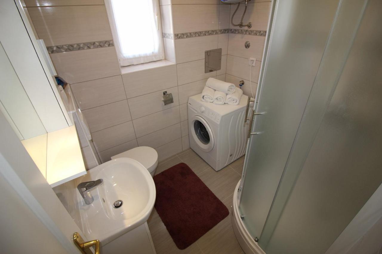 Apartment Agata In City Center Poreč Zewnętrze zdjęcie